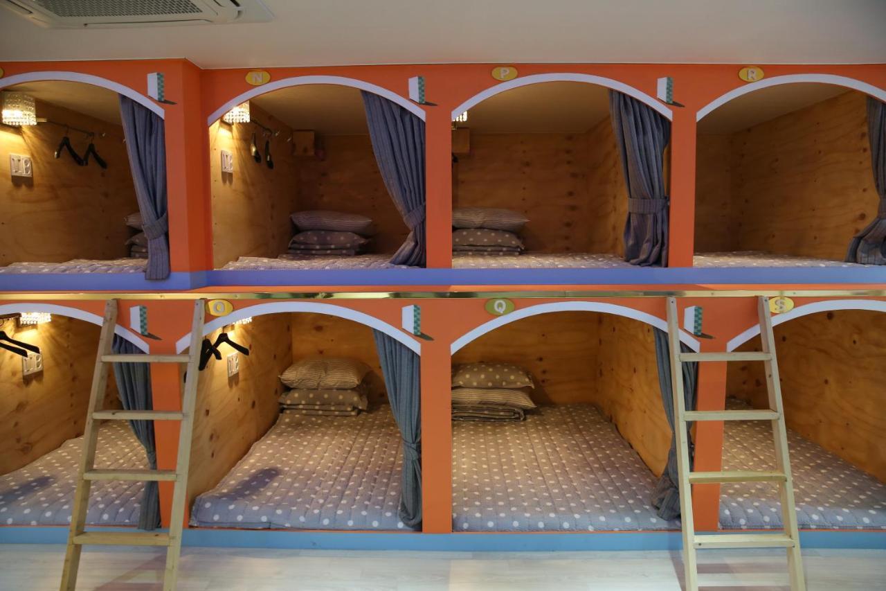 Coco Capsule Guesthouse Busan Exterior foto